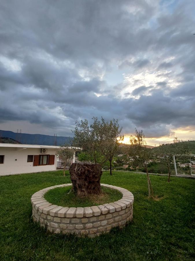 בראט Guest House Gorani מראה חיצוני תמונה