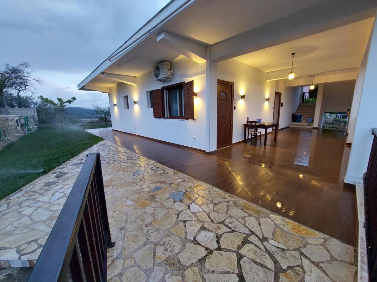 בראט Guest House Gorani מראה חיצוני תמונה