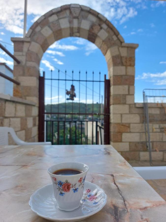 בראט Guest House Gorani מראה חיצוני תמונה