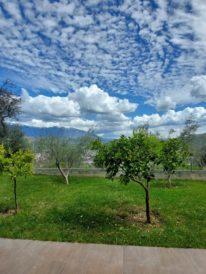 בראט Guest House Gorani מראה חיצוני תמונה