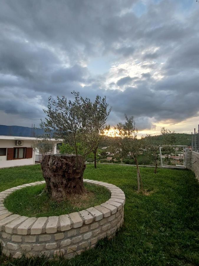 בראט Guest House Gorani מראה חיצוני תמונה