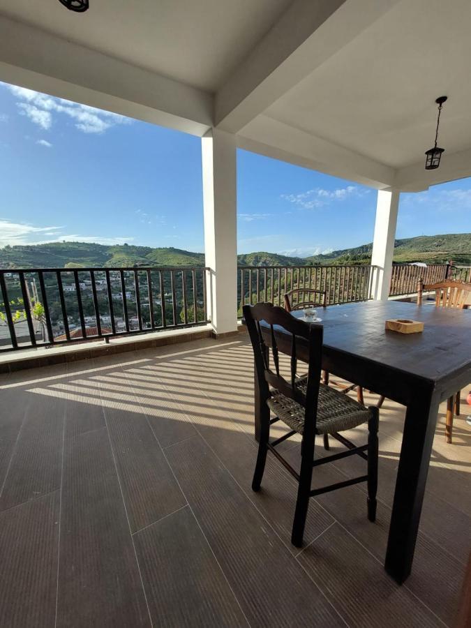 בראט Guest House Gorani מראה חיצוני תמונה