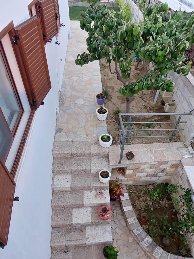 בראט Guest House Gorani מראה חיצוני תמונה