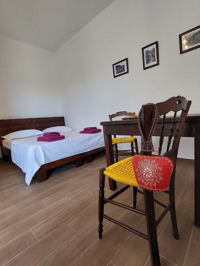 בראט Guest House Gorani מראה חיצוני תמונה