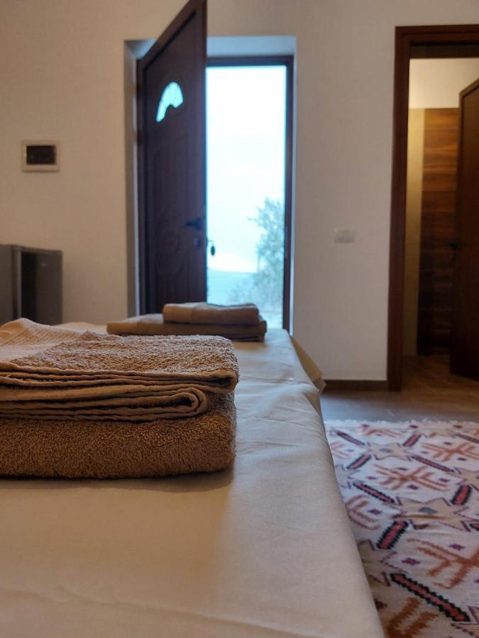 בראט Guest House Gorani מראה חיצוני תמונה