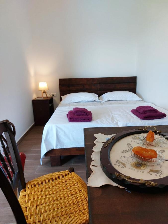 בראט Guest House Gorani מראה חיצוני תמונה