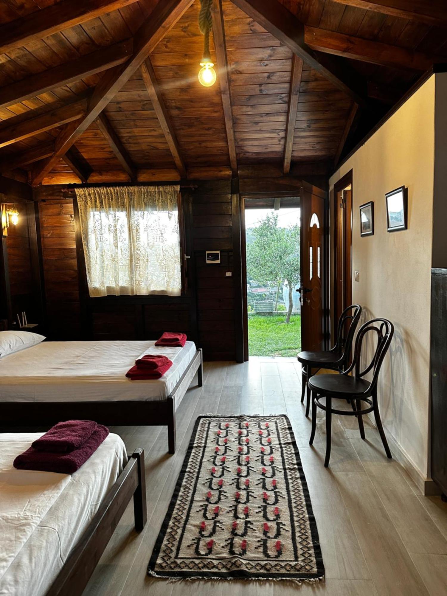 בראט Guest House Gorani מראה חיצוני תמונה