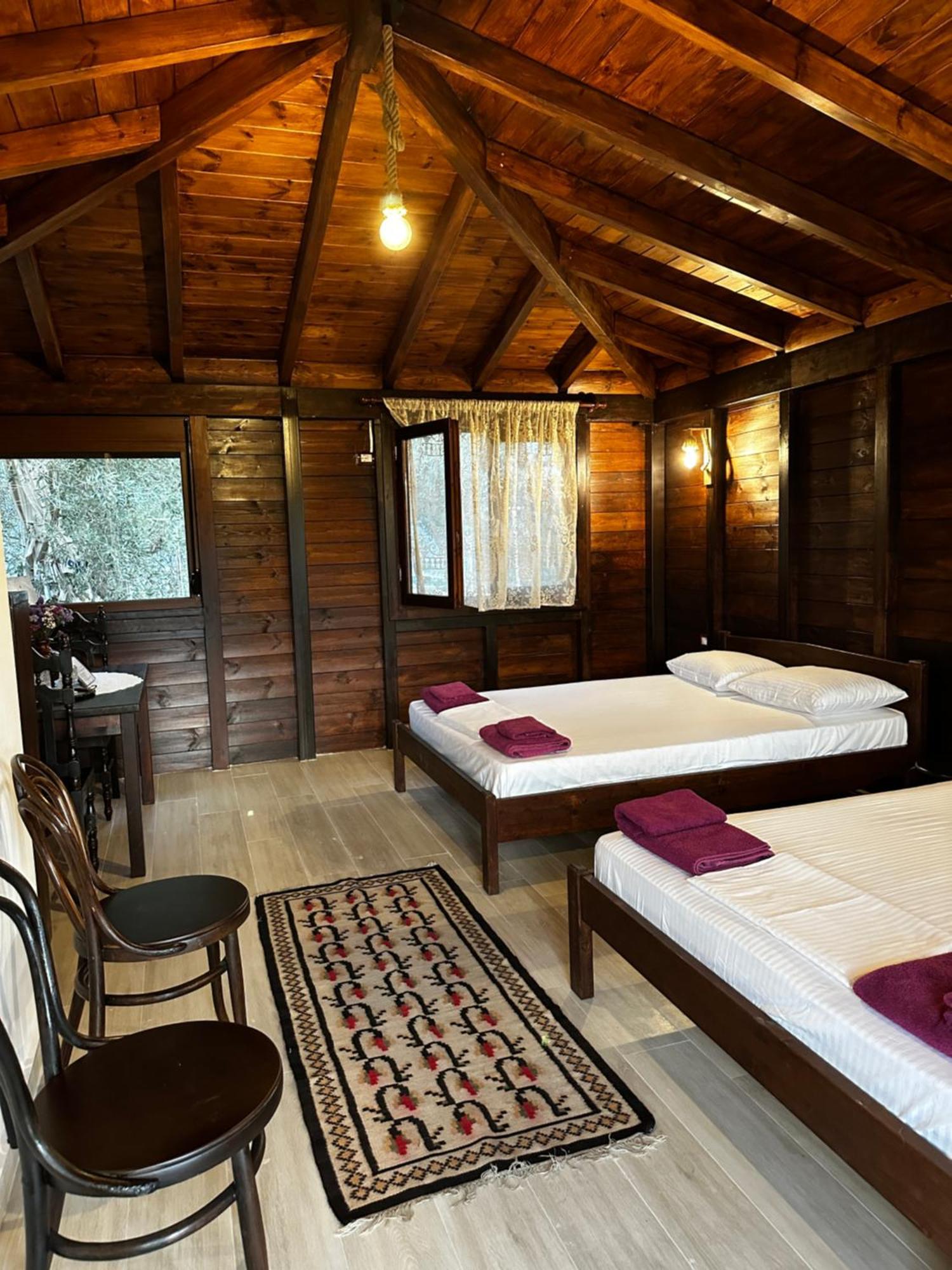 בראט Guest House Gorani מראה חיצוני תמונה