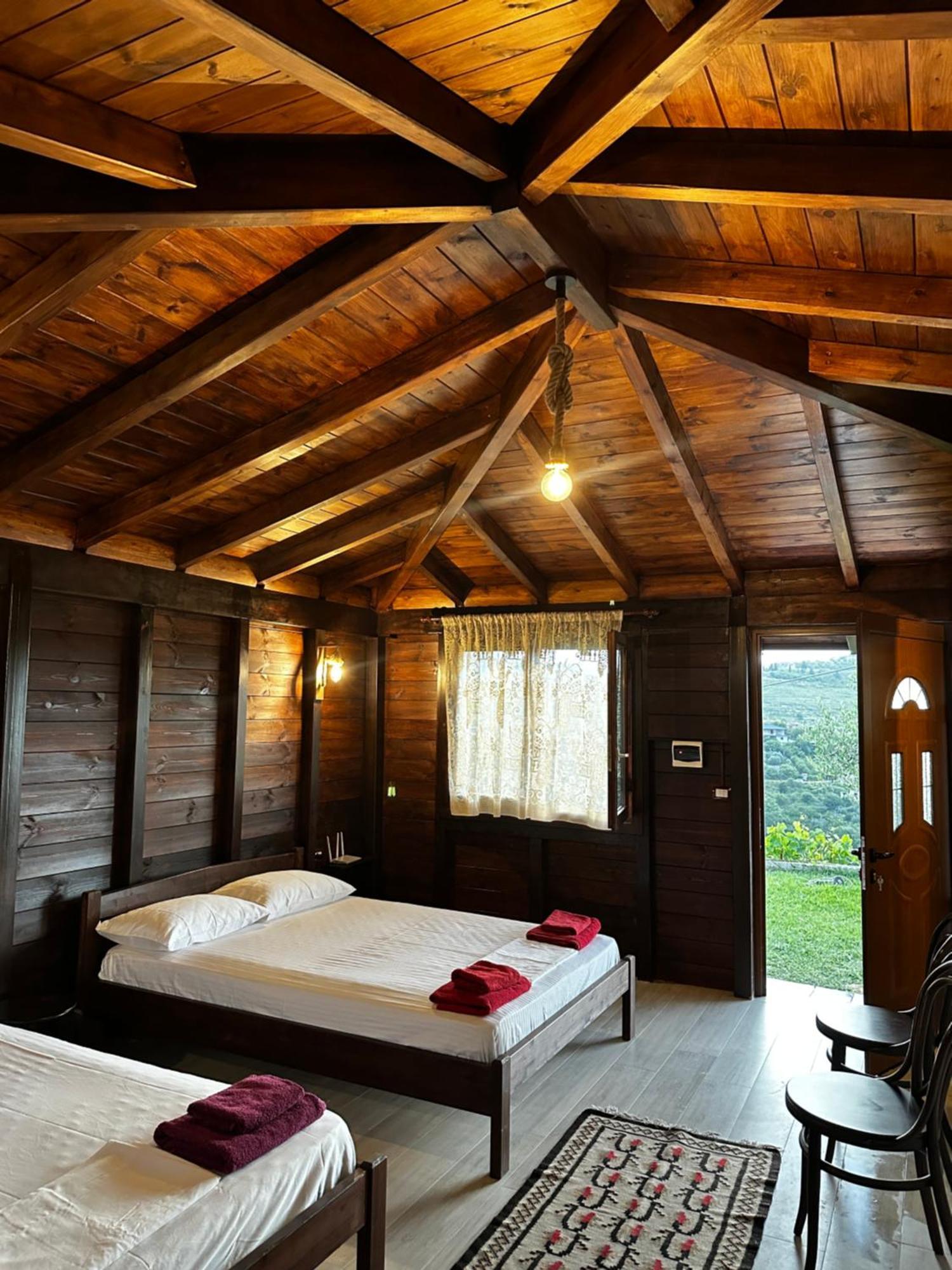 בראט Guest House Gorani מראה חיצוני תמונה